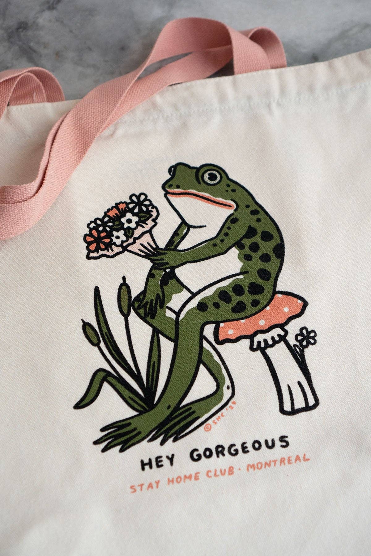 Hey Gorgeous Big Zip Tote