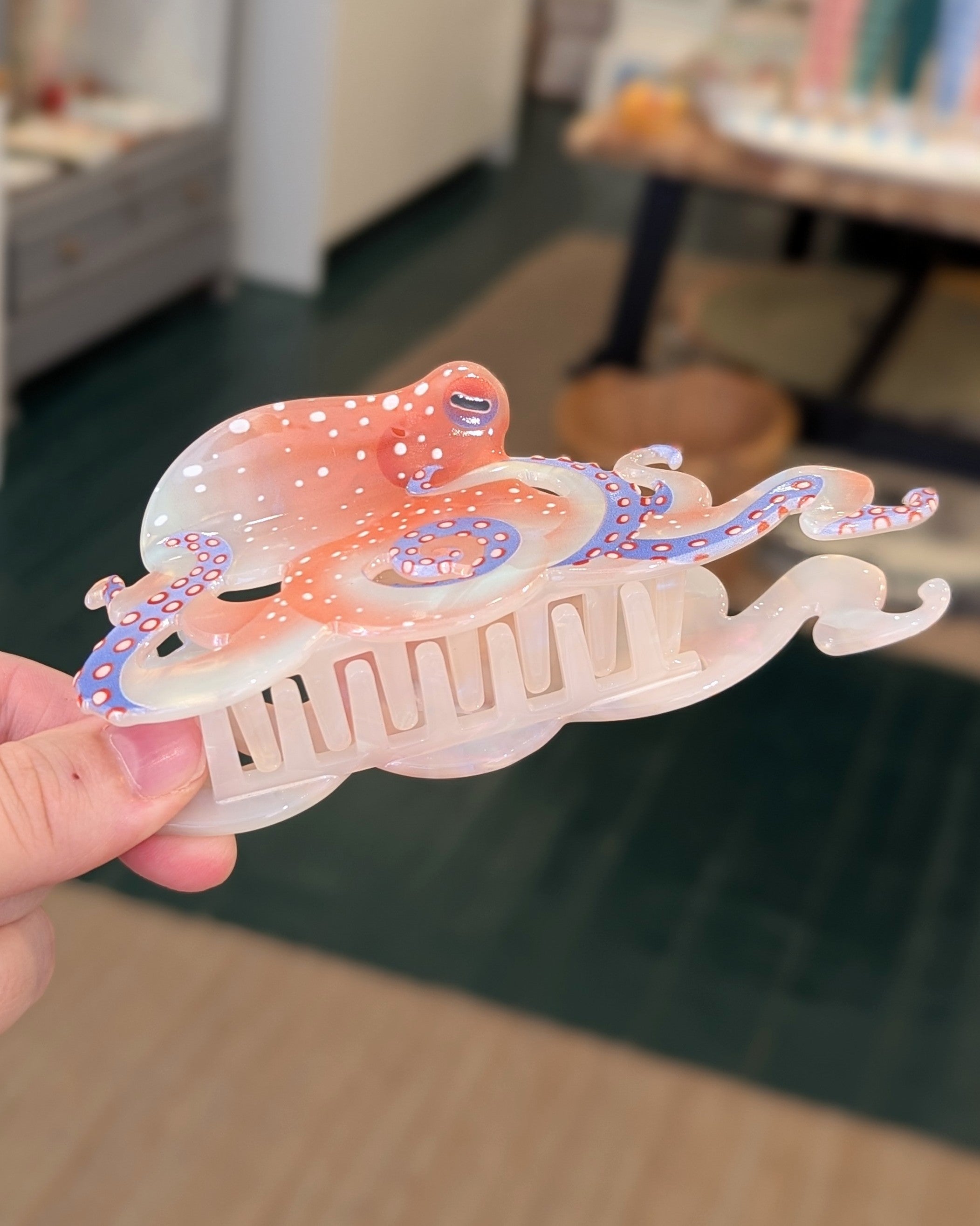 Octopus Hair Clip - Pearlescent