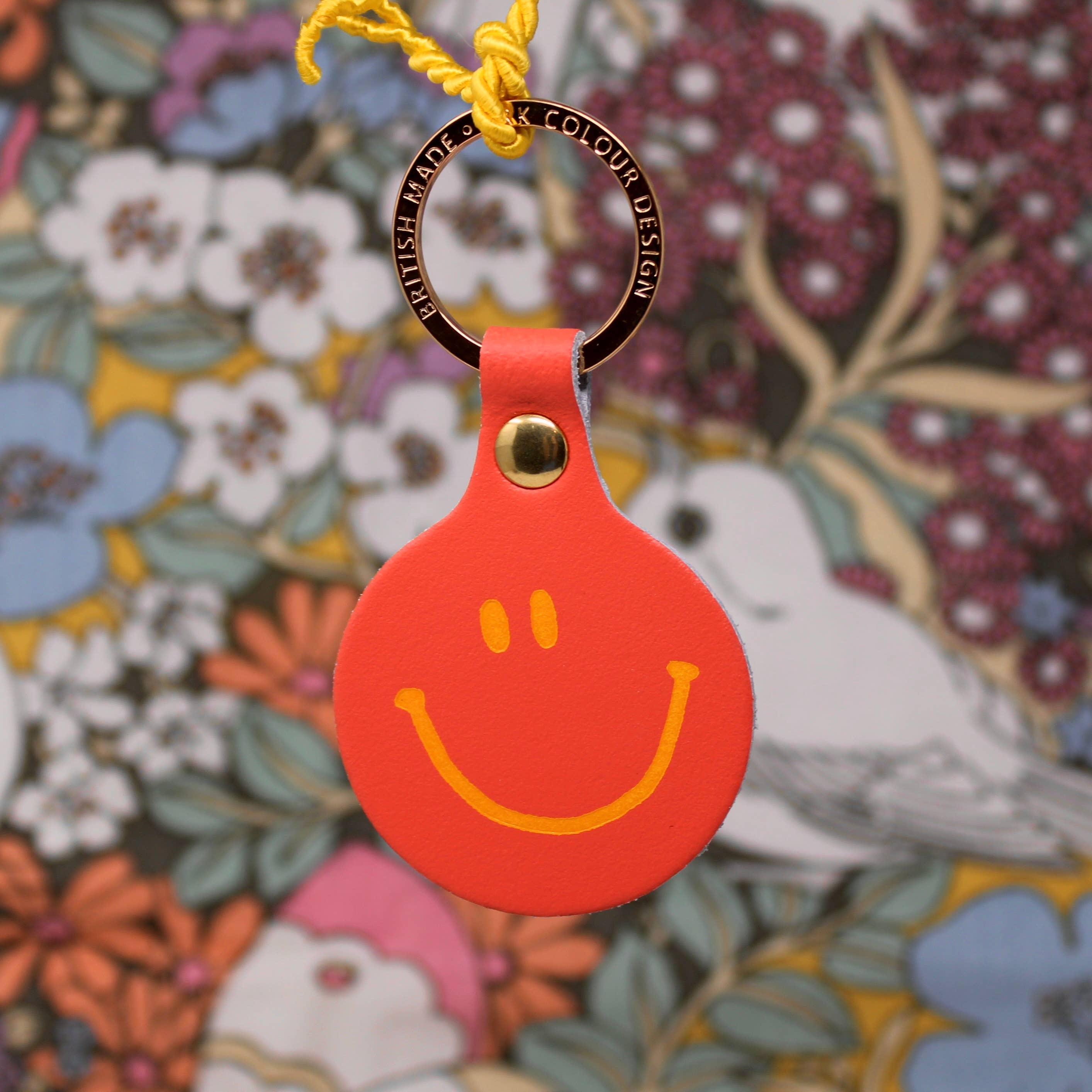 Feeling Lush Smilie Face Key Fob - Coral