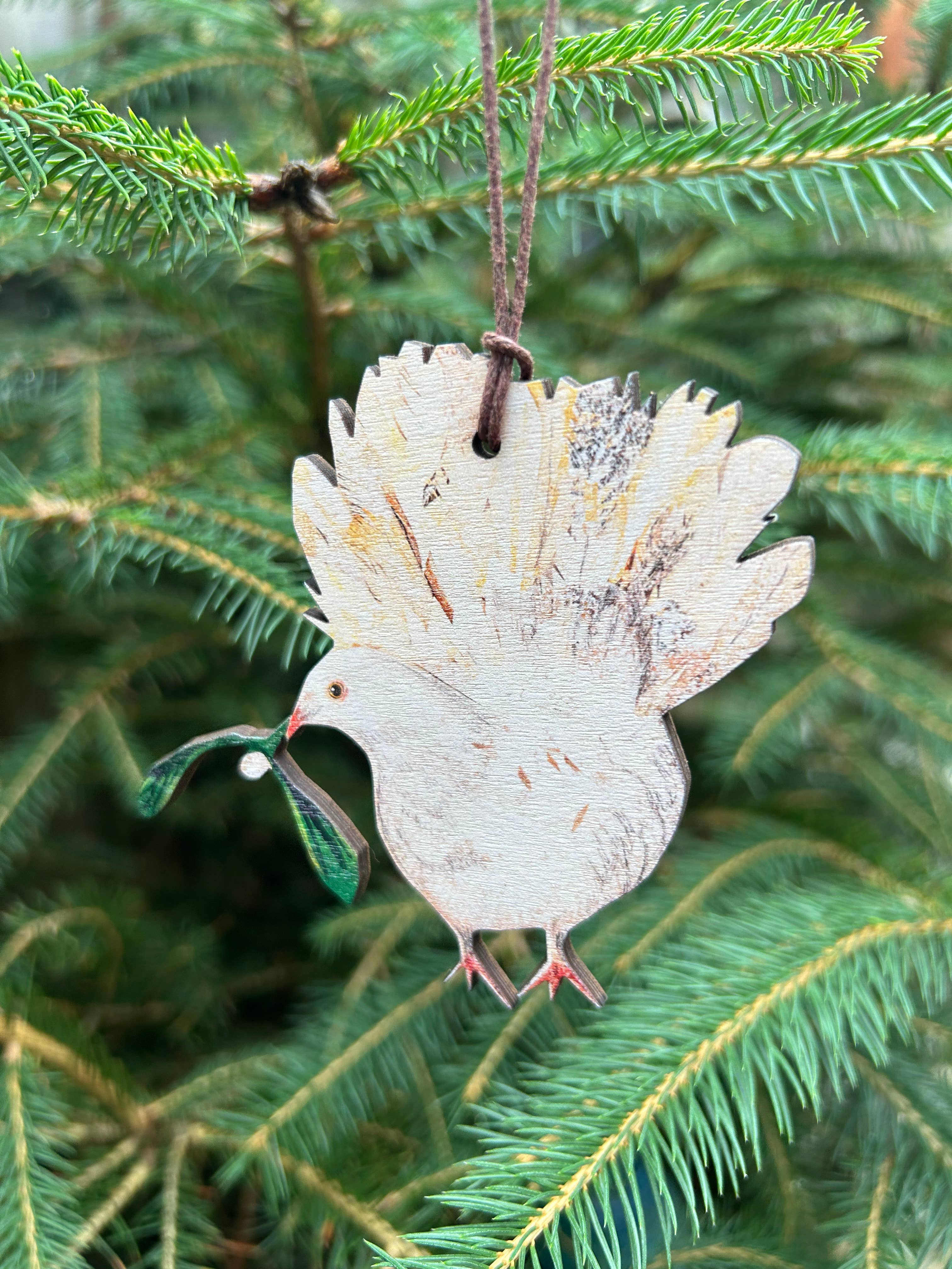 Fantail Dove Birch Plywood Decoration 