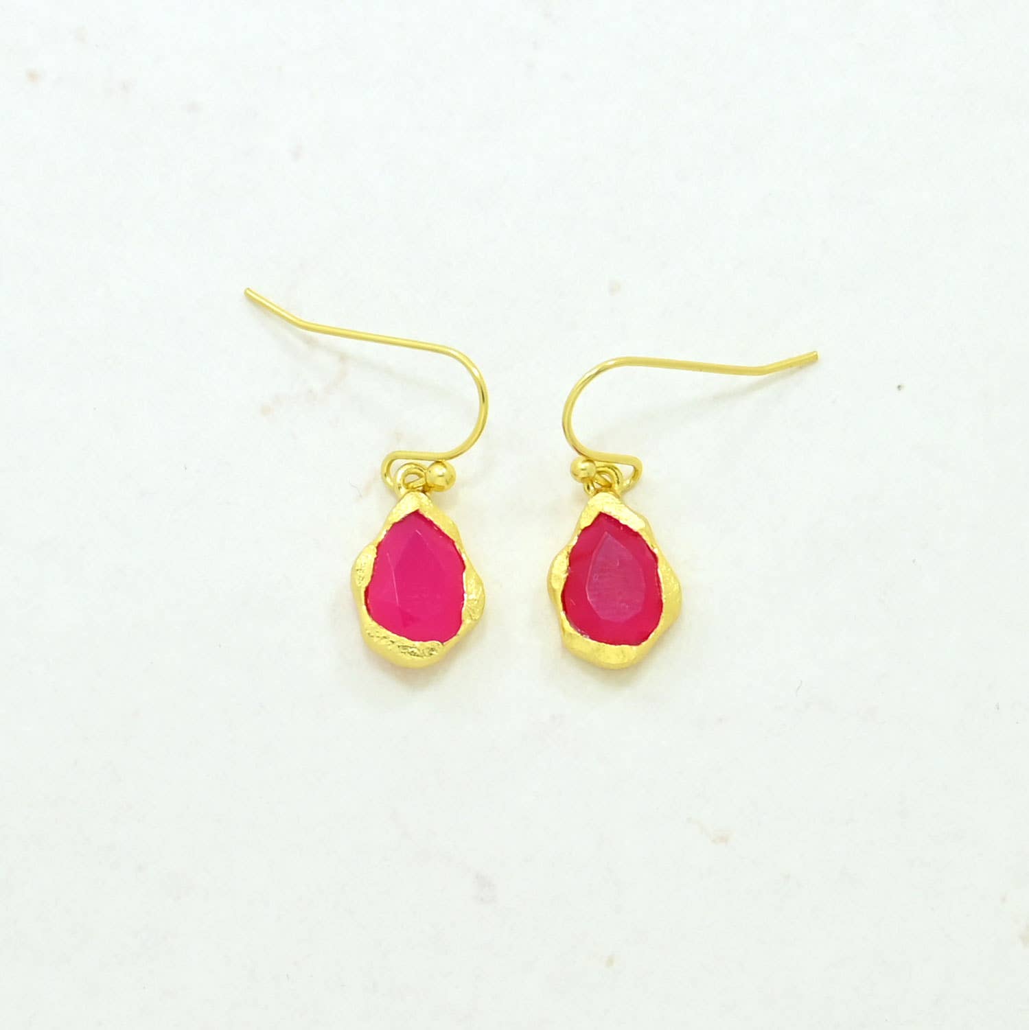 Kailany Earring Gold Plated - Pink Fuchsia Onyx