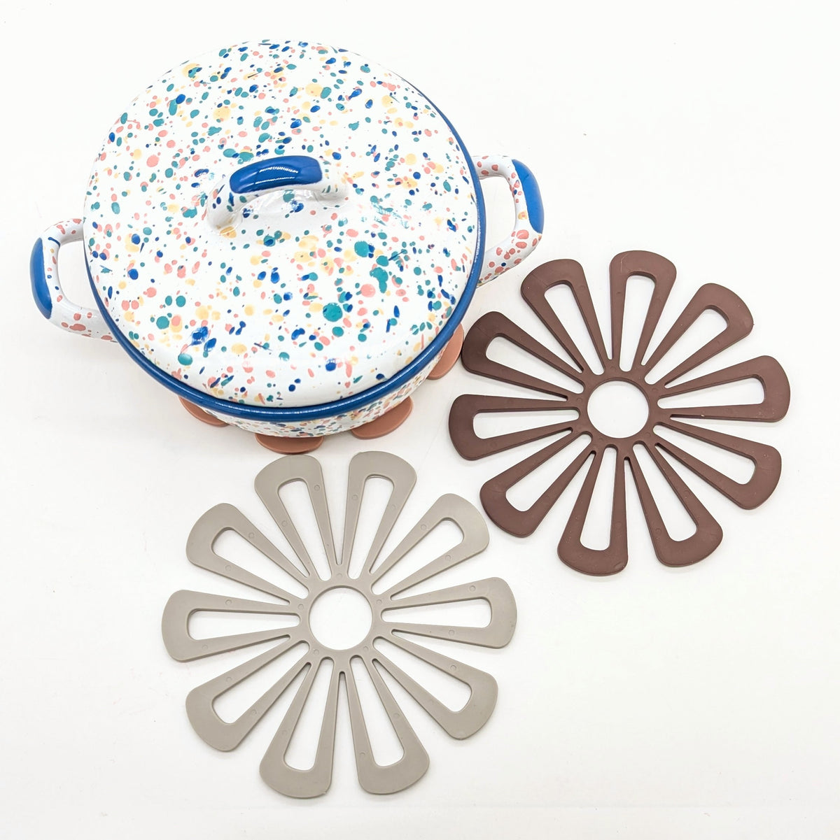 Daisy Trivet